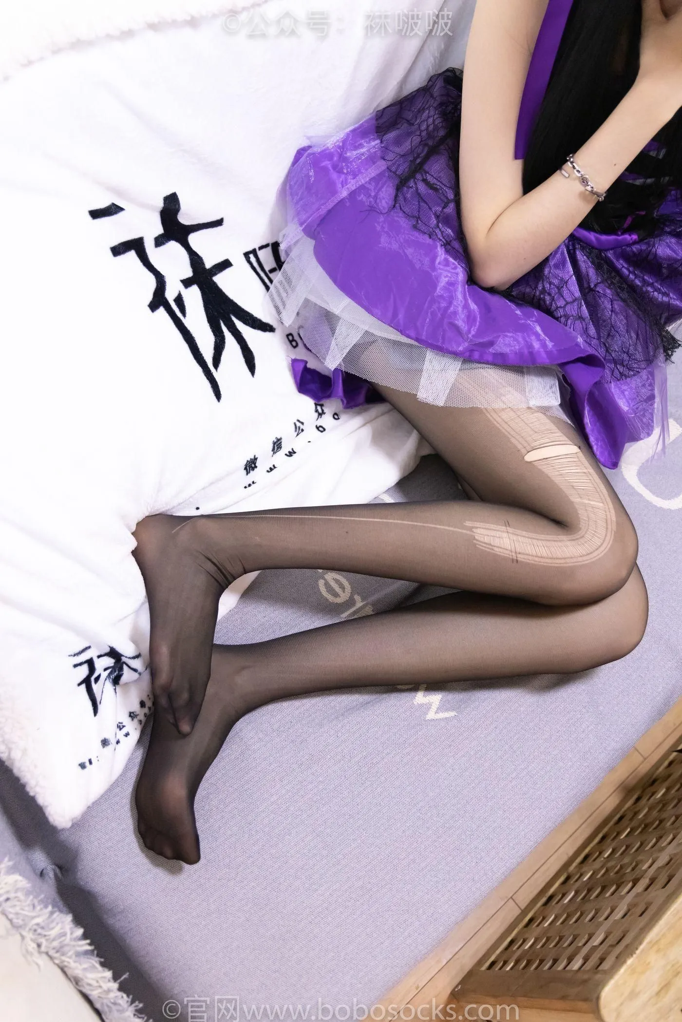 [BoBoSocks袜啵啵]NO.051 稚予-魔女装、高跟鞋、黑丝 [123P]插图4